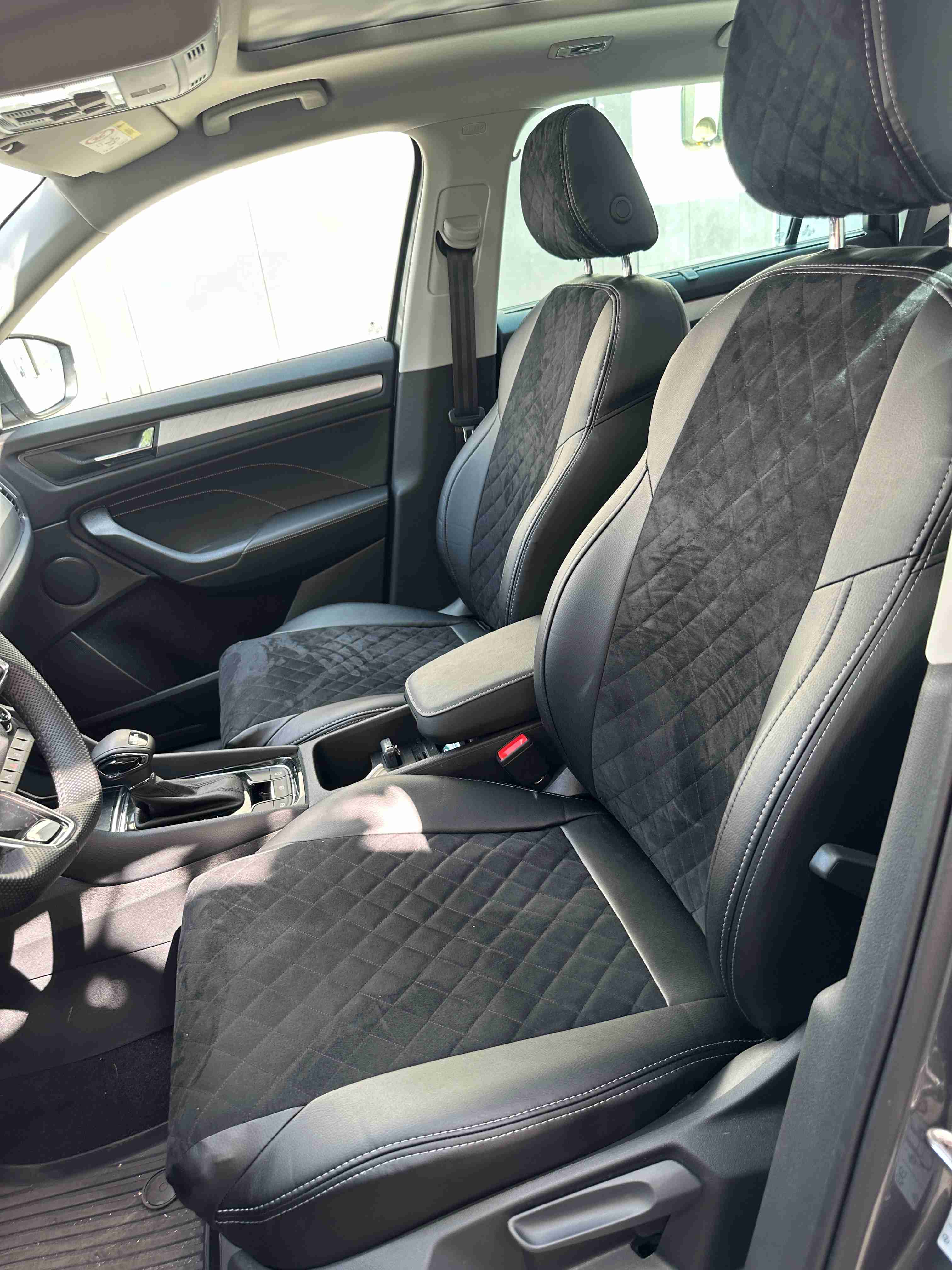 Huse auto Skoda Kodiaq Style